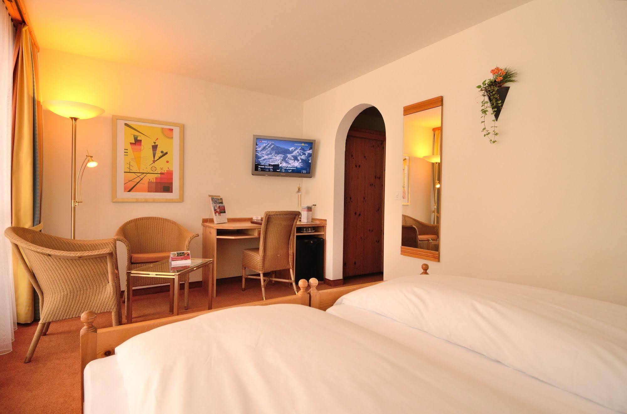 Sunstar Hotel Флимс Екстериор снимка