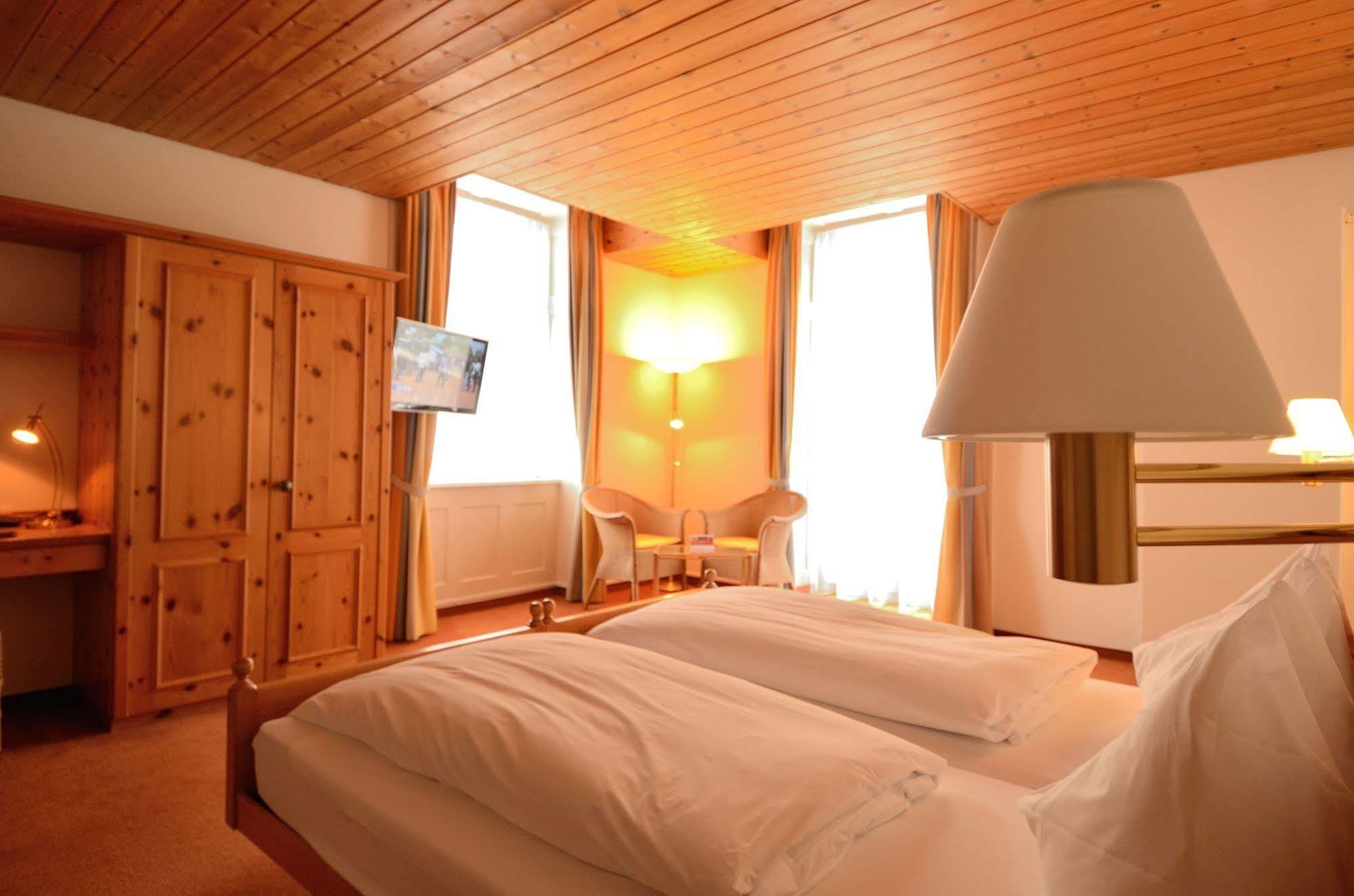 Sunstar Hotel Флимс Екстериор снимка