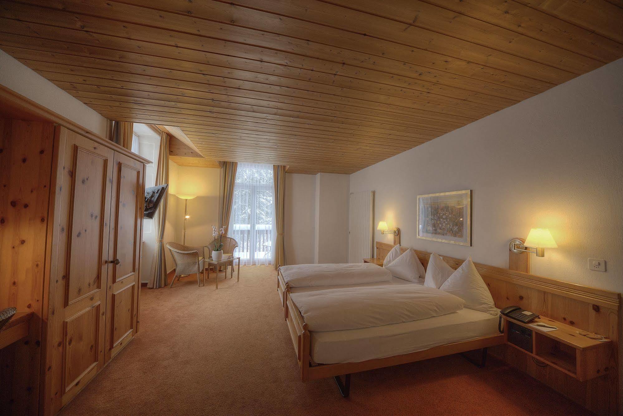 Sunstar Hotel Флимс Екстериор снимка